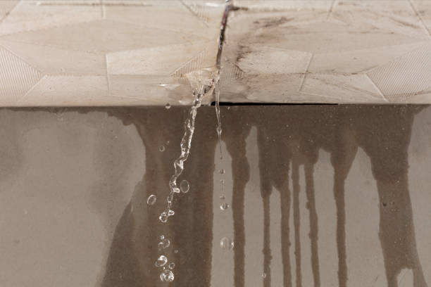 Professional Burst Pipe Cleanup technician working in North Chicago, IL